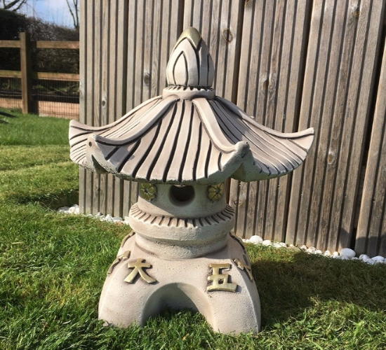 Single Top Pagoda Garden Ornament